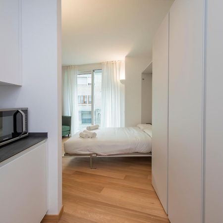 Crovato'S Palace Apartments - Design E Comfort Nel Cuore Di Milano Bagian luar foto