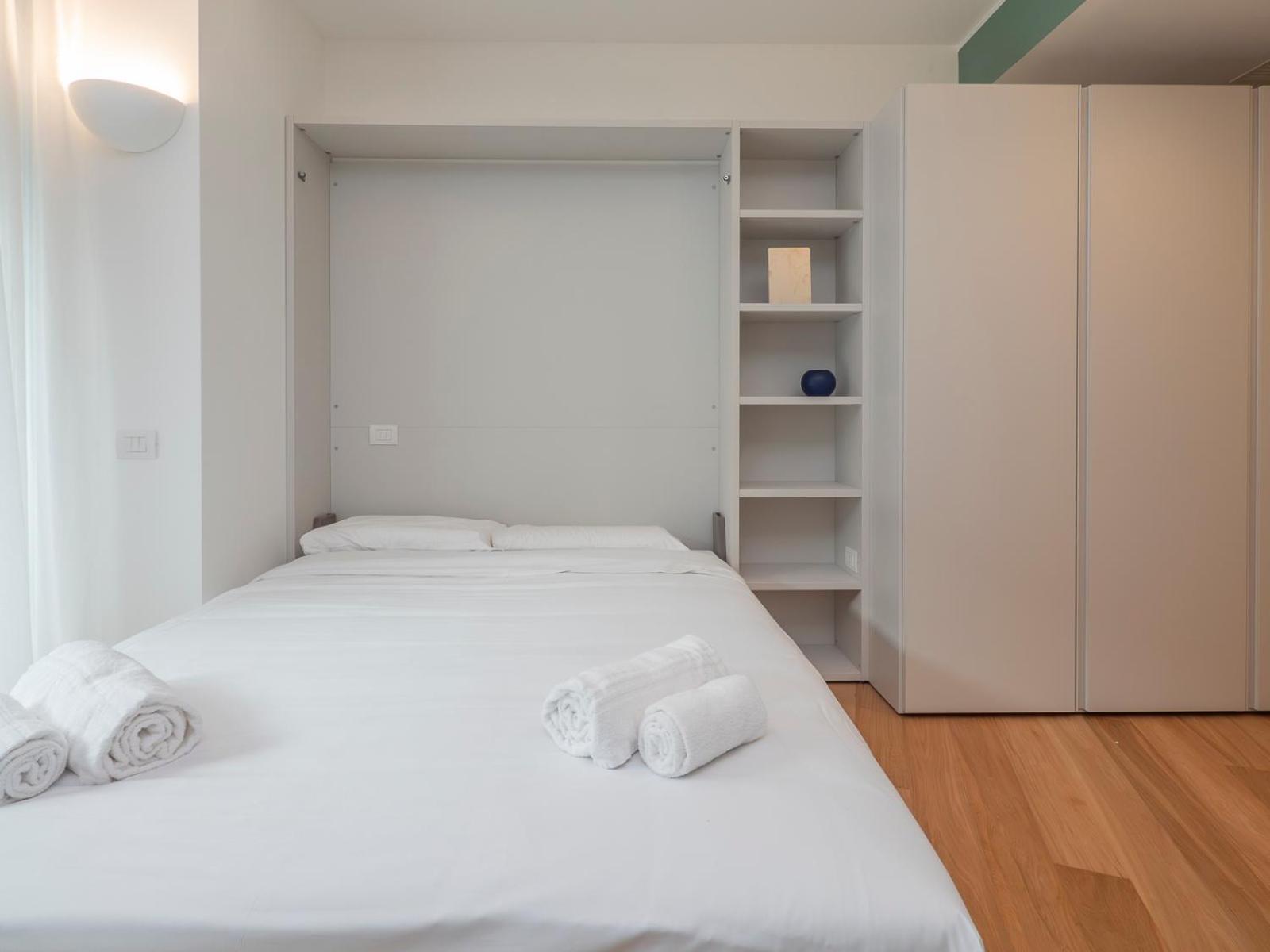 Crovato'S Palace Apartments - Design E Comfort Nel Cuore Di Milano Bagian luar foto