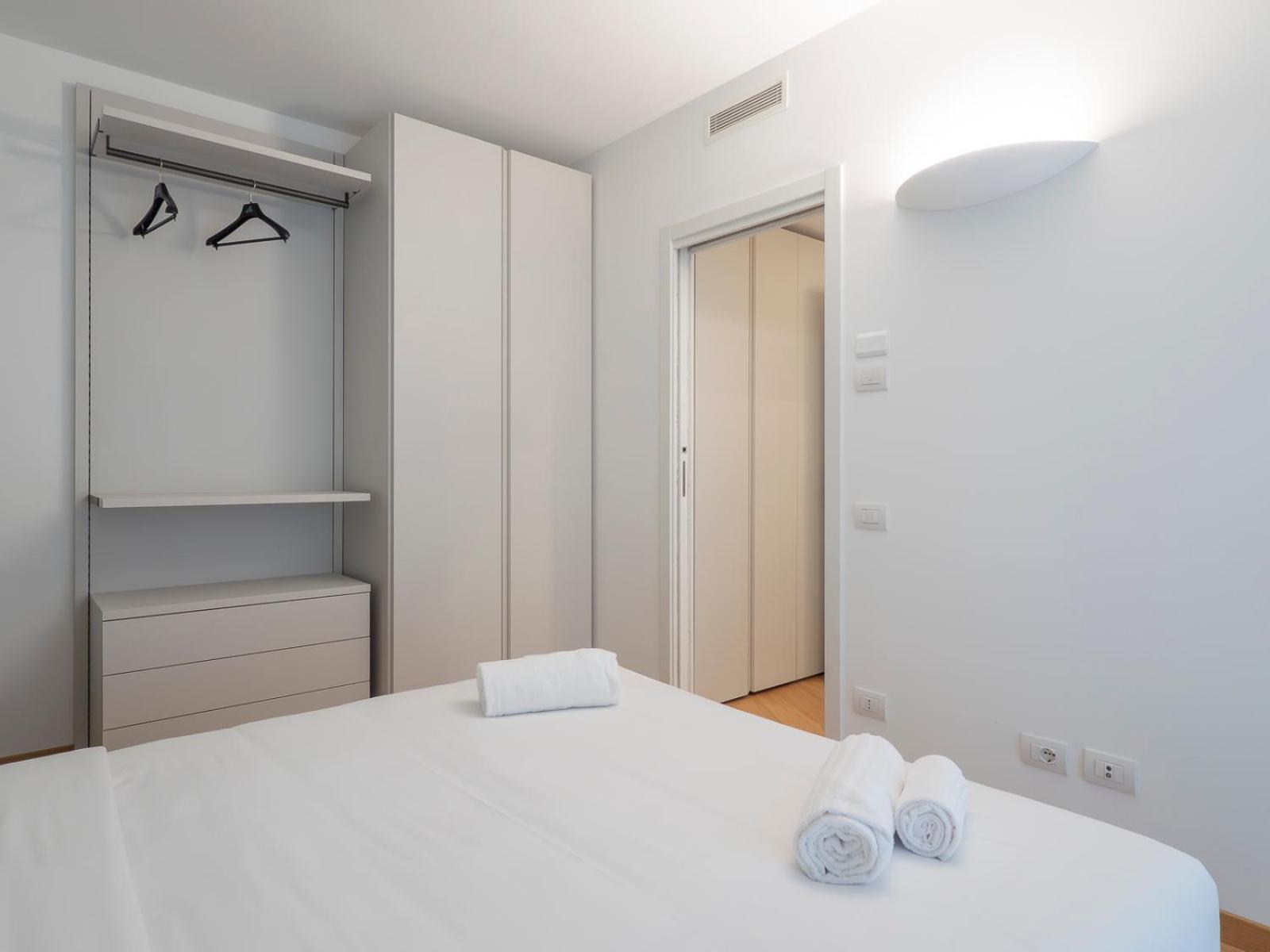Crovato'S Palace Apartments - Design E Comfort Nel Cuore Di Milano Bagian luar foto